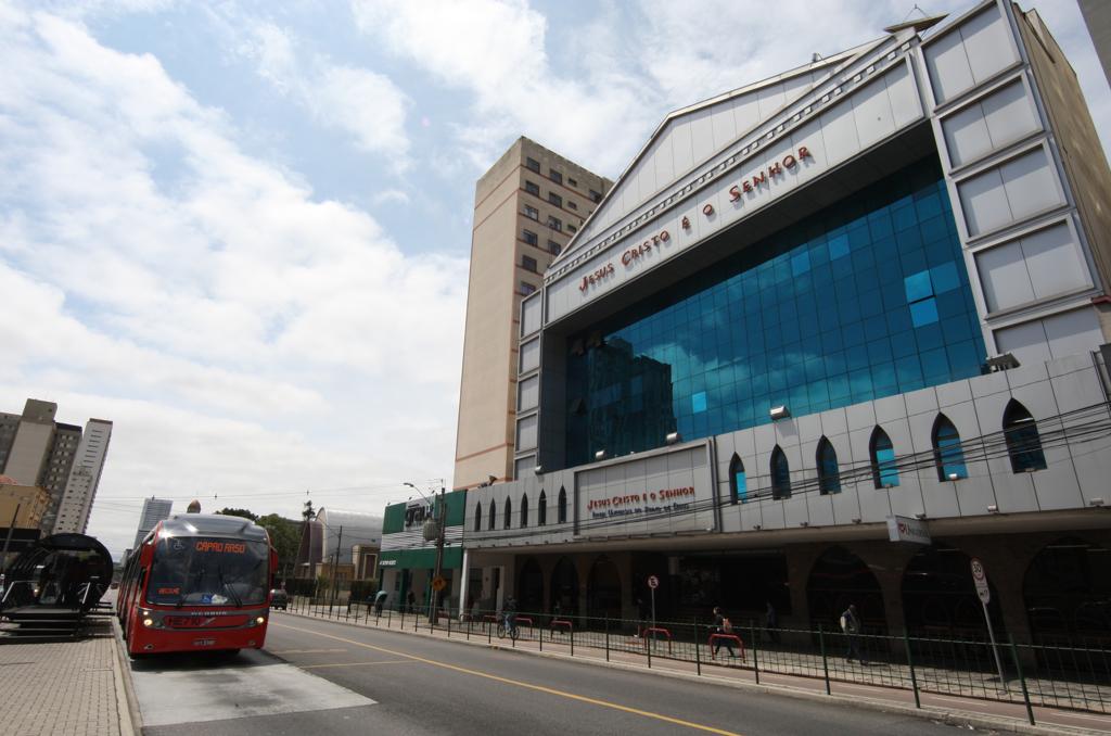 Templo da Igreja Universal em Curitiba | Aniele Nascimento/Gazeta do Povo/Arquivo