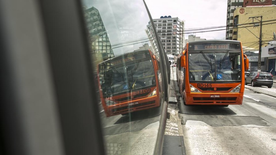 Além do dia 15, categoria planeja outra  greve para a próxima semana | Marcelo Andrade/Gazeta do Povo