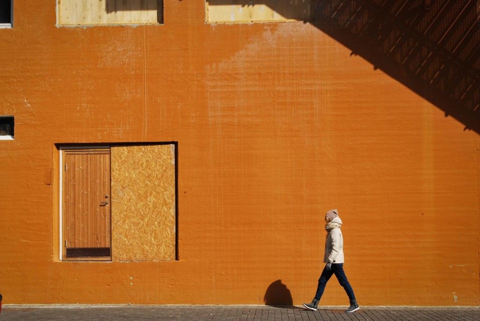 Estudo mostra que caminhadas intensas combatem o Alzheimer. | NYT/