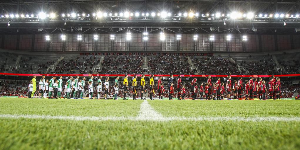 Dupla Atletiba perto de renovar vínculo com a Caixa. | Daniel Castellano/Gazeta do Povo