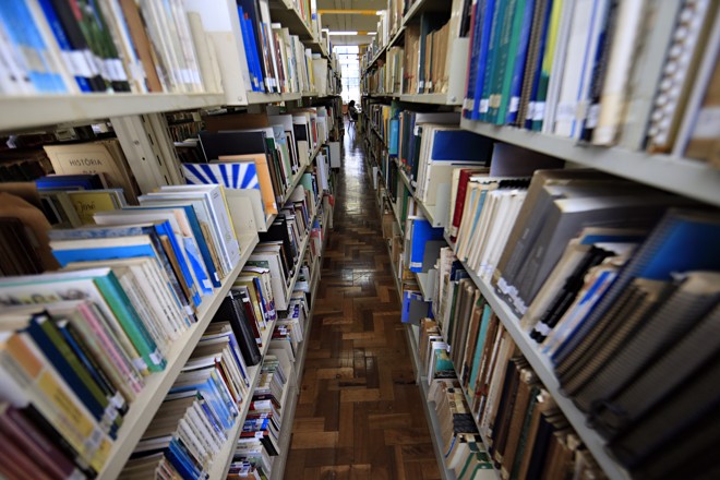 Um dos corredores da BPP. | Albari Rosa/Gazeta do Povo