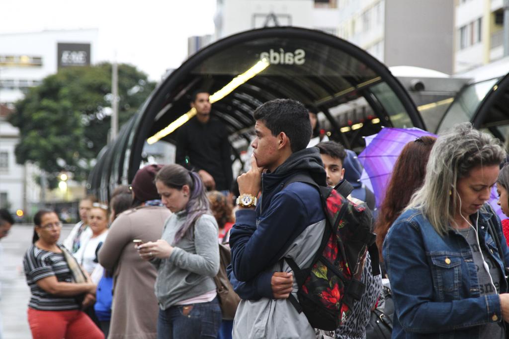 Número de veículos em circulação é menor do que o de terminado por decisão judicial | Daniel Castellano/Gazeta do Povo