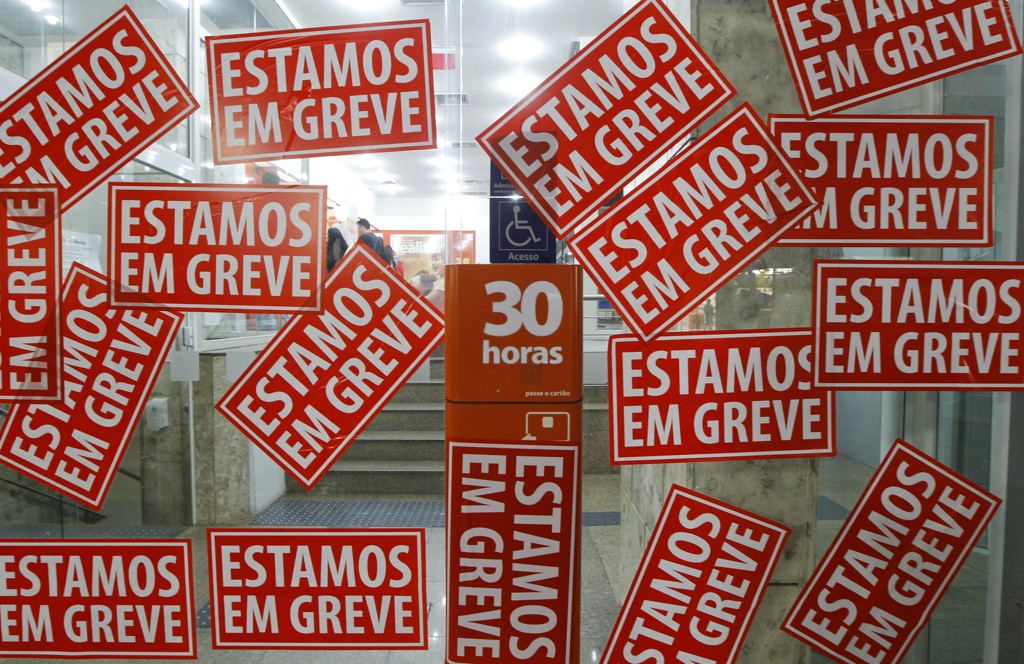 Várias categorias entram em greve nesta quarta-feira (15)