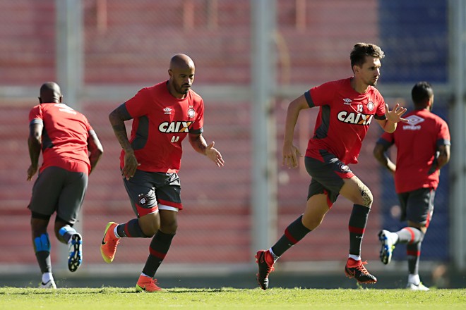 Thiago Heleno e Paulo André, a dupla de zaga titular do Atlético. | Albari Rosa/Gazeta do Povo