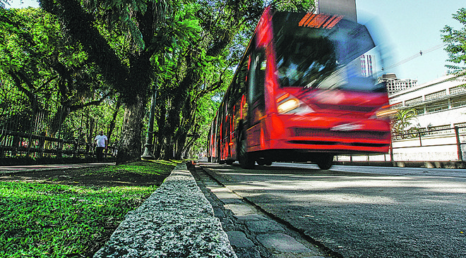 Transporte de Curitiba terá paralisação dia 15 de março | Jonathan Campos/Gazeta do Povo