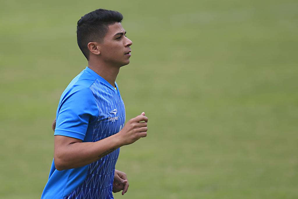 Renatinho tem contrato assinado com o clube asiático. | Albari Rosa/Gazeta do Povo