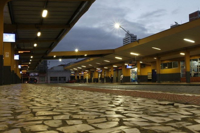 Terminal Guadalupe, no Centro da cidade, também não contava com nenhum ônibus no período da manhã. | Jonathan Campos/Gazeta d o Povo