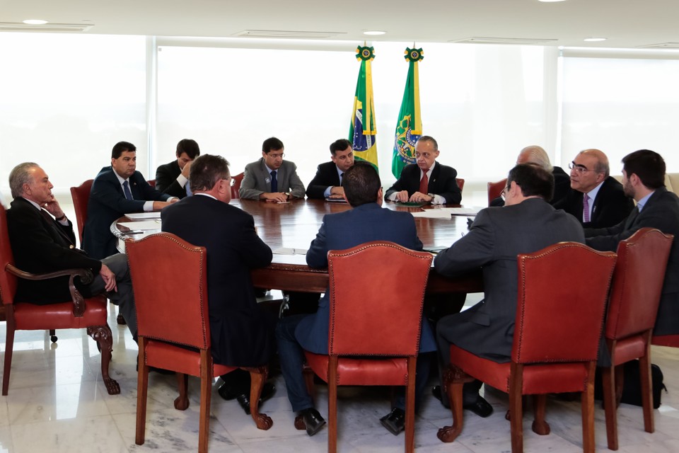 Para o presidente da Associação Brasileira de Proteína Animal (ABPA), Francisco Turra, o governo está mais preocupado com o mercado externo e não está dando explicações ao consumidor brasileiro. | MARCOS CORREA/PR