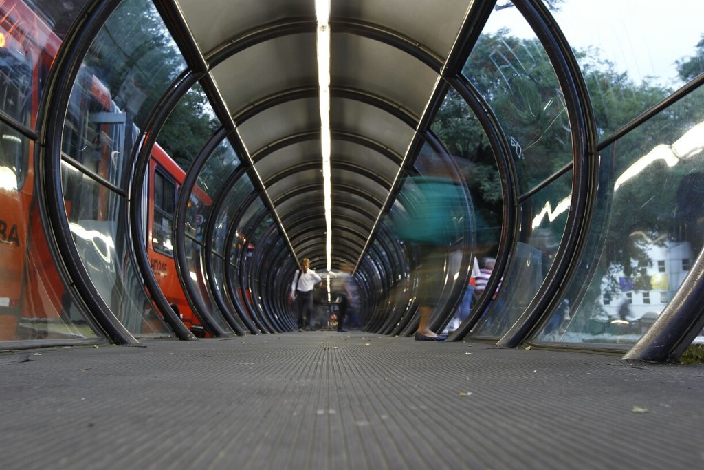 Negociações entre trabalhadores e empresas do transporte público não avançaram ainda