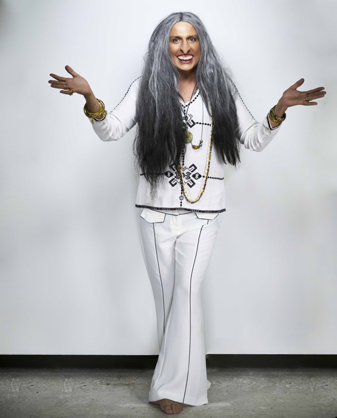 A cantora Maria Bethânia também ganhou sua versão com dentadura tosca. | Divulgação