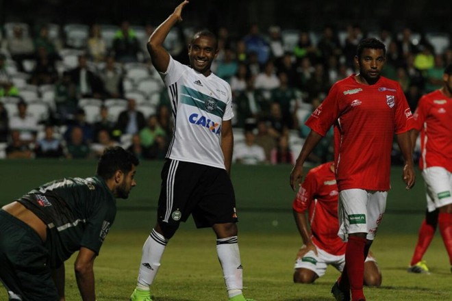 | Antônio More Gazeta do Povo