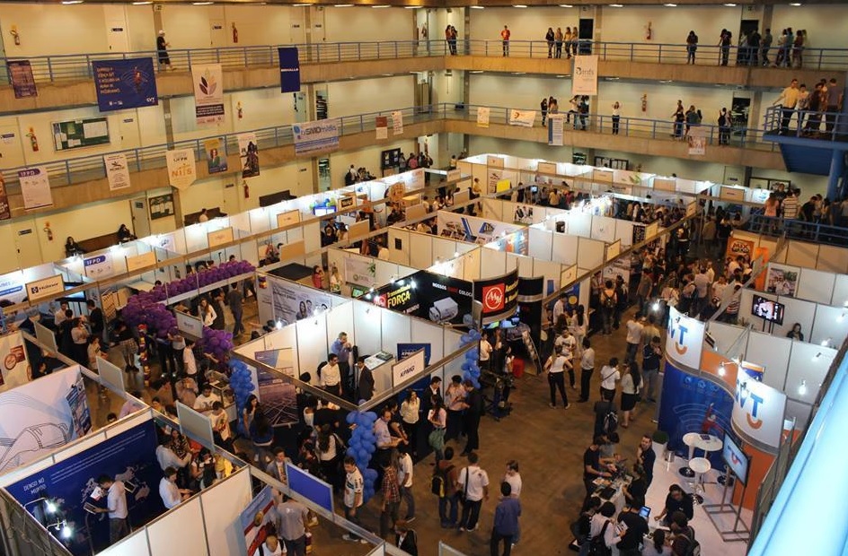 Feira da UFPR reúne informações sobre carreira | NEJ/Trajetórias/Divulgação