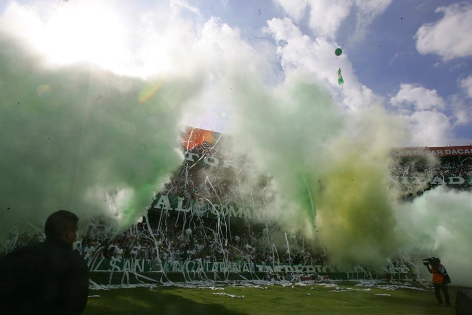 O Green Hell coxa-branca foi o início da aproximação da Ala Jovem com a diretoria. | Daniel Castellano/Gazeta do Povo