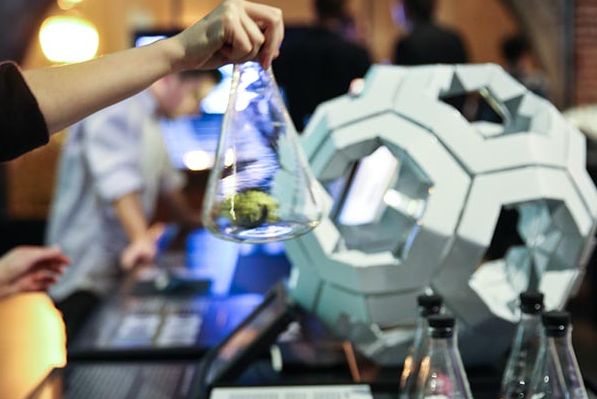 Aulas não tradicionais para pessoas que querem melhorar o mundo com rapidez e em grande escala | Oficial/Singularity University