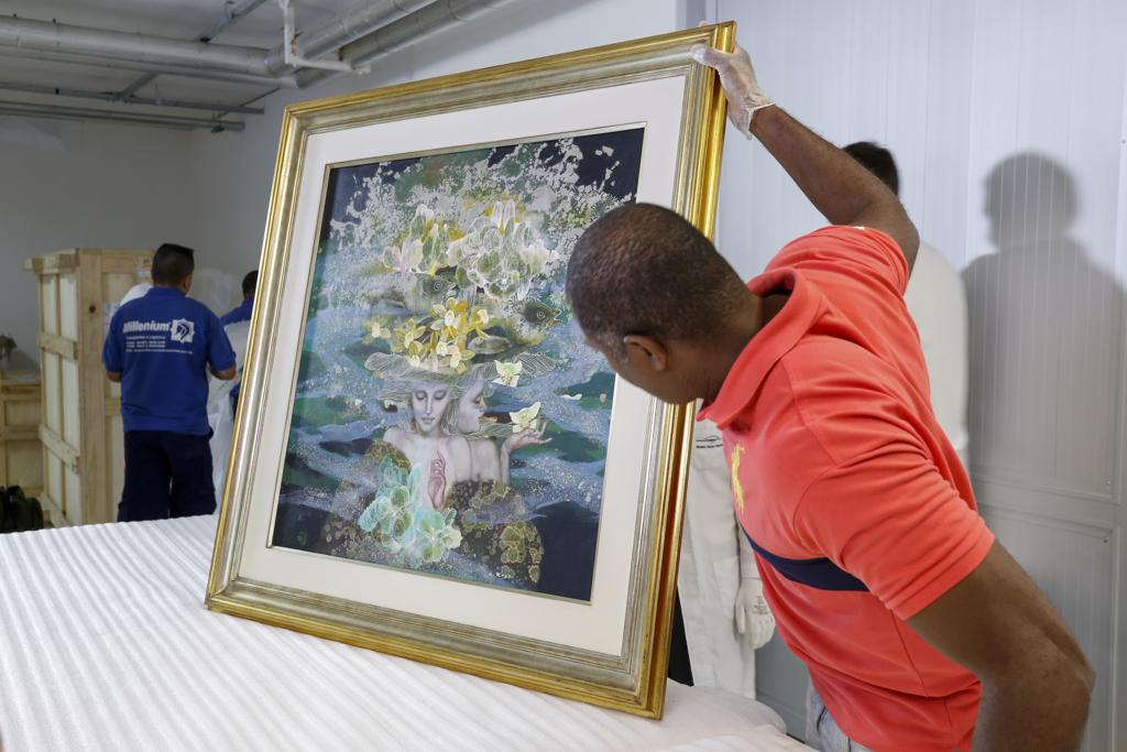 Esquema de lavagem de dinheiro com o suposto uso de obras de arte também foi investigado pela Operação Lava Jato. Na foto, quadros apreendidos em residências de atores do maior esquema de corrupção da Petrobras | Henry Milleo/Gazeta do Povo