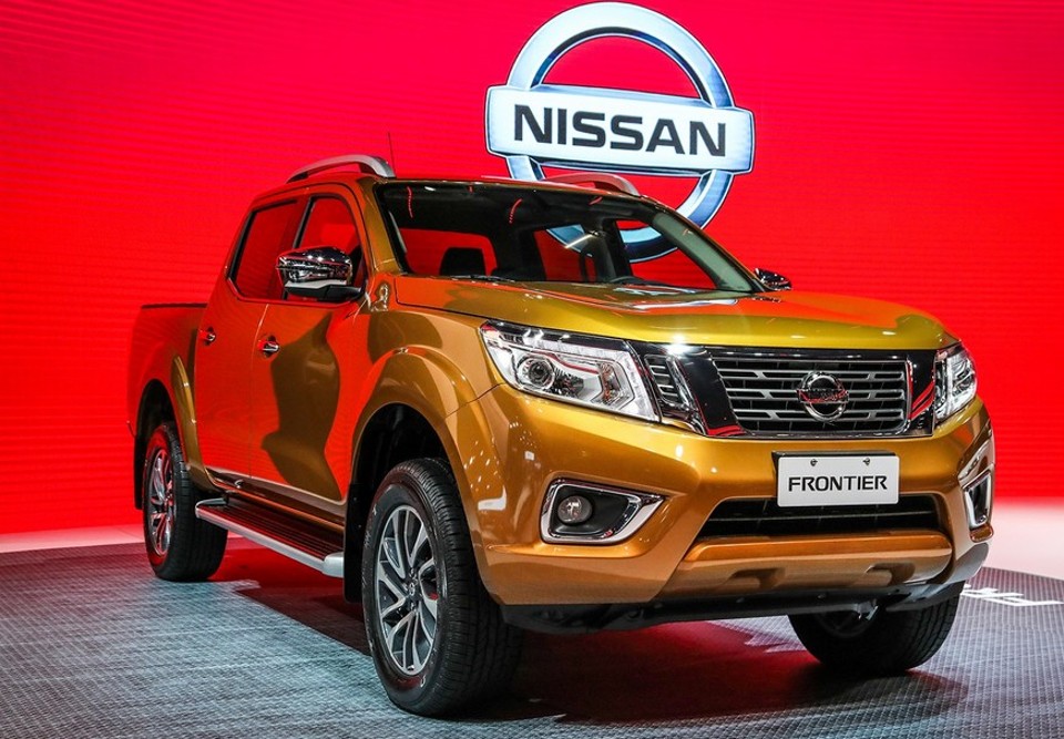 Nova geração da Nissan Frontier já está à venda e com pesado sobrepreço Nova geração da Frontier já é vendida em outros mercados, como o argentino. Versão topo de linha será a primeira a estrear no Brasil. | Nissan/Divulgação