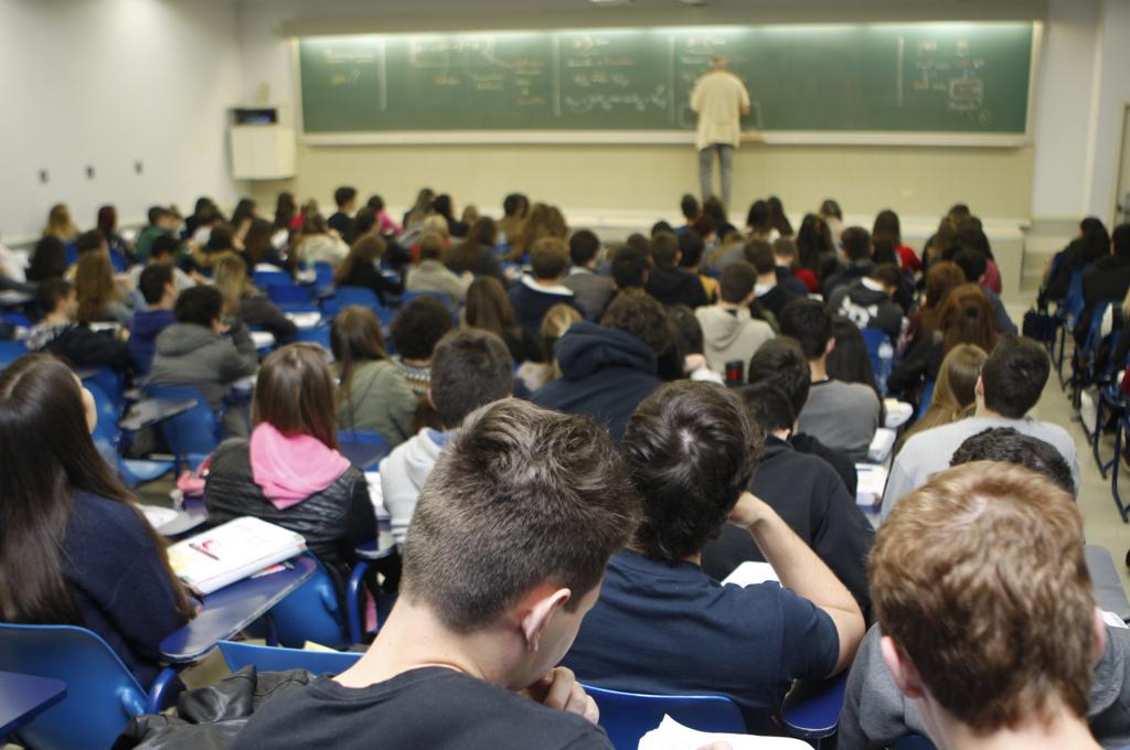 Sala de cursinho em Curitiba: preparação para Enem e vestibulares também deve sofrer modificações | Aniele Nascimento/Arquivo Gazeta do Povo