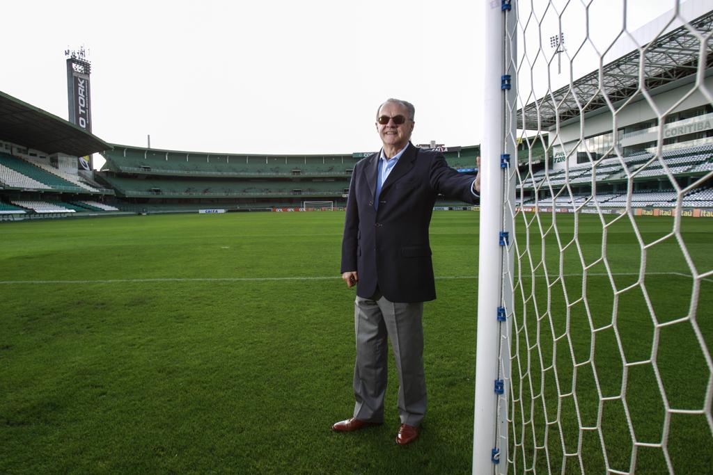Alceni Guerra, vice-presidente do Coritiba, admitiu que não seguirá no clube em 2018. | Daniel Castellano/Gazeta do Povo