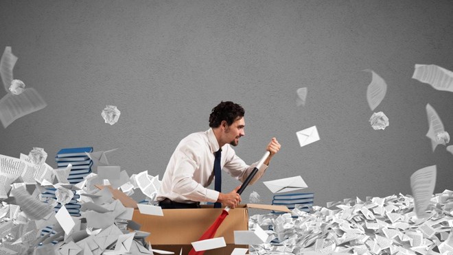 Lista de regras para abrir uma empresa no Brasil não para de crescer. Entenda na Gazeta do Povo | Bigstock/