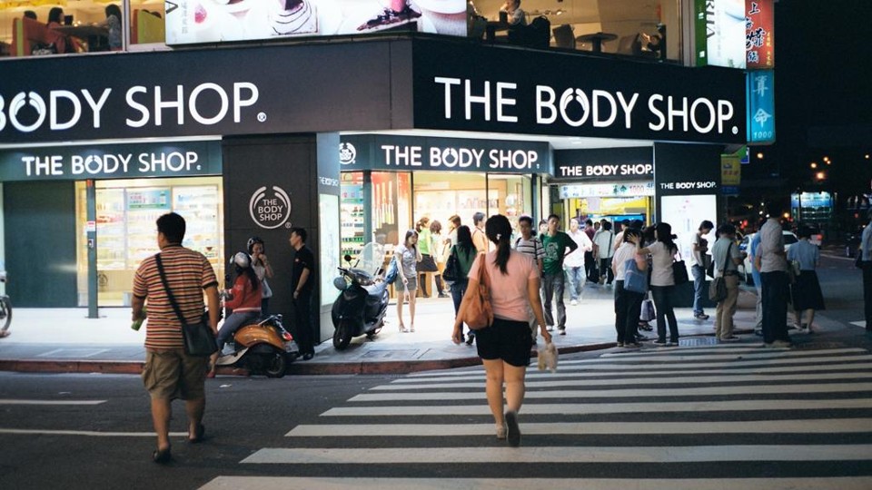 Fachada de uma das lojas da The Body Shop | slayer/Flickr