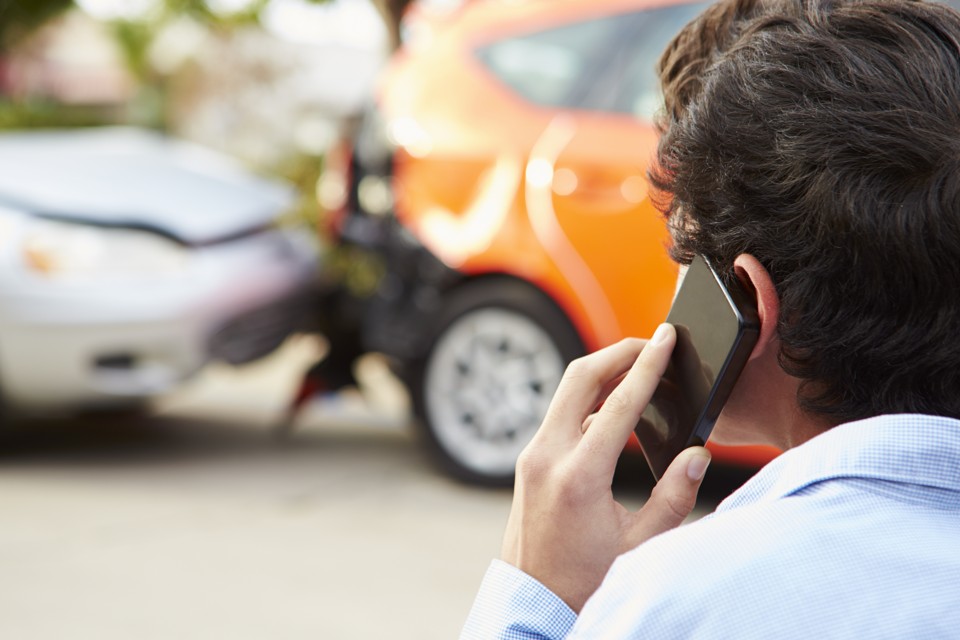 Quer contratar um seguro de carro mais barato? Veja os prós e os contras | Divulgação/Monkey Business