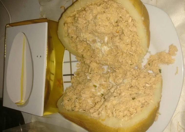 Coxovo, o próprio nome já diz: é um ovo de Páscoa feito de coxinha | Divulgação/Mari Lanches