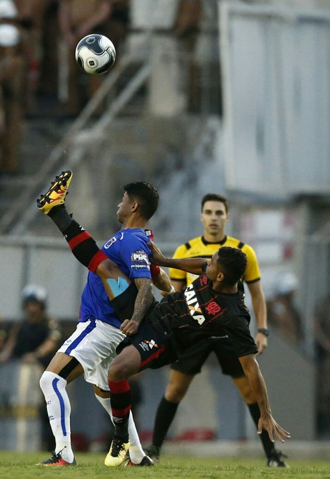 | Hugo Harada Gazeta do Povo