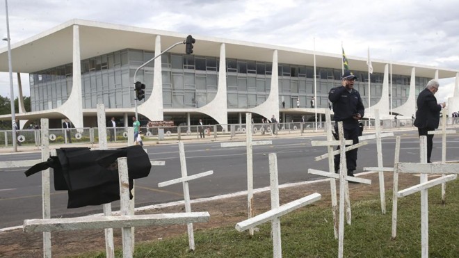 Protesto de policiais em Brasília surtiu efeito e categoria terá regra mais branda. | Antonio Cruz/Agência Brasil
