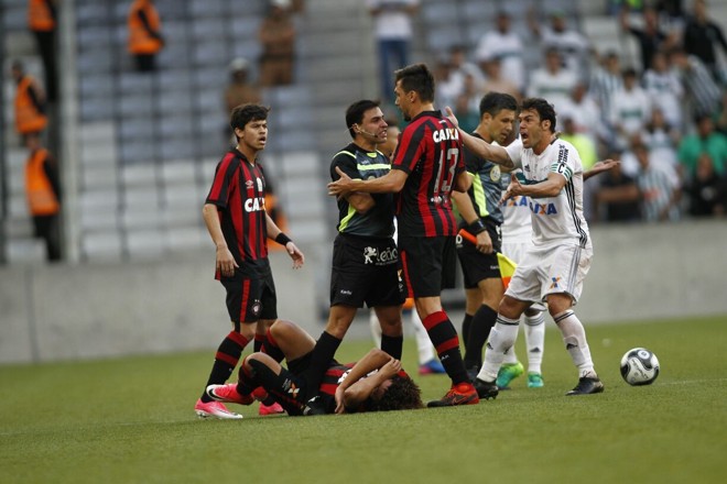| Jonathan CamposGazeta do Povo