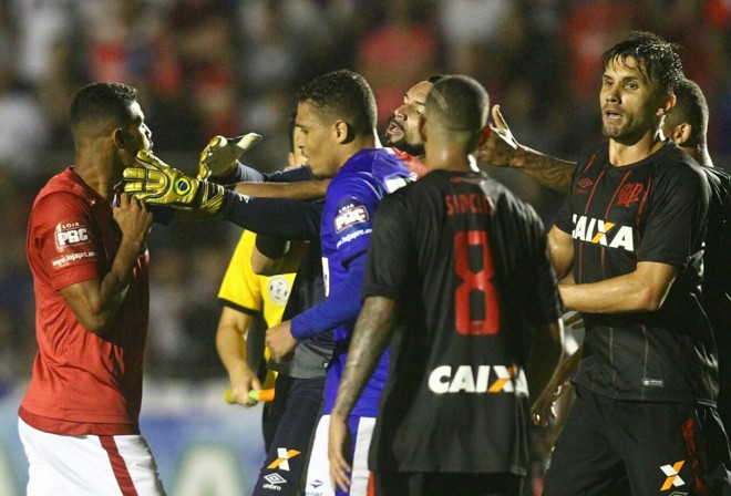  | Daniel CastellanoGazeta do Povo