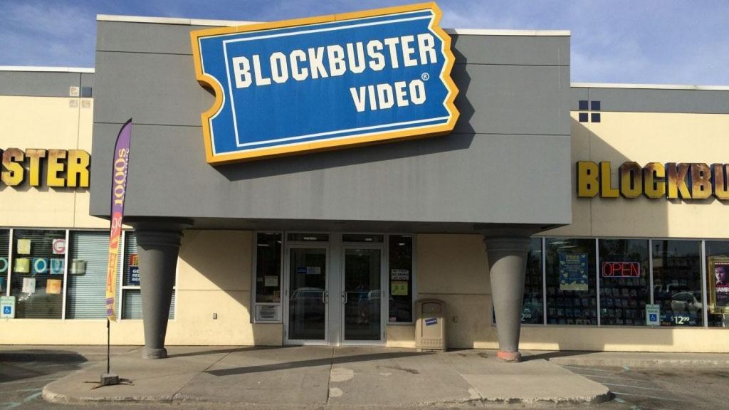Uma das últimas lojas remanescentes da Blockbuster, em Fairbanks, Alasca | /Washington Post