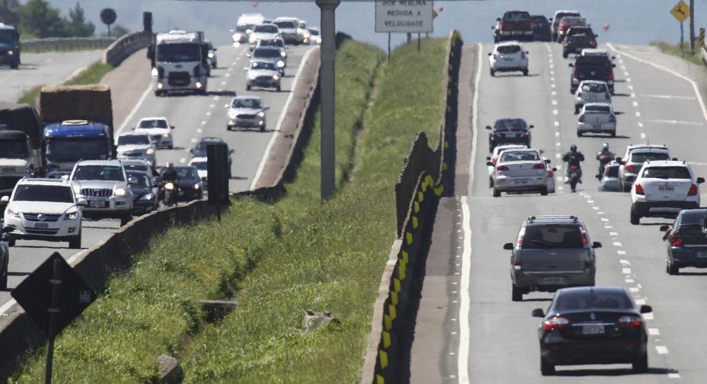Pelo menos 18 trechos diferentes serão afetados por obras de pavimentação da Autopista Litoral Sul. | Jonathan Campos/Gazeta do Povo