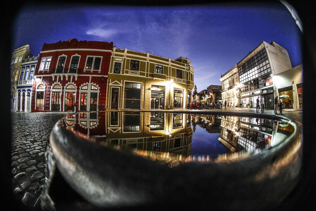 Largo da Ordem é um dos pontos do Curitiba FreeWalkin Tour. | Daniel Castellano/Gazeta do Povo