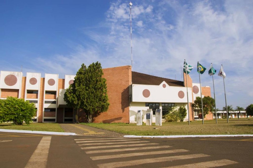 Unioeste está com vagas abertas para professor substituto | Agência Estadual de Notícias/AEN