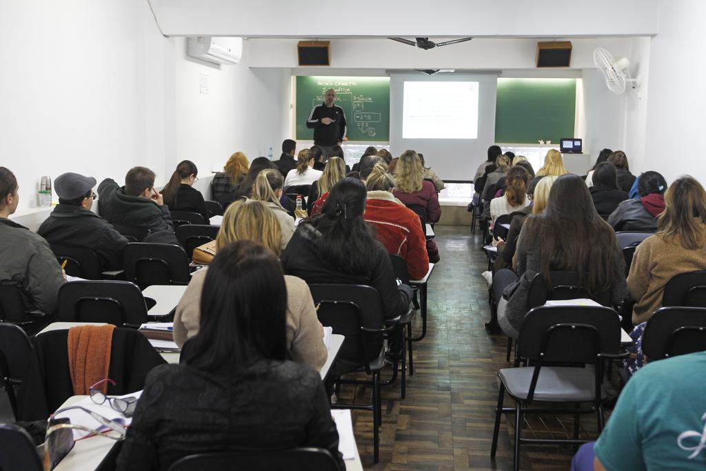 Concursos só para cadastro de reserva podem acabar. Projeto em trâmite no Senado trata disso. Entenda na Gazeta do Povo | Antônio More/Gazeta do Povo