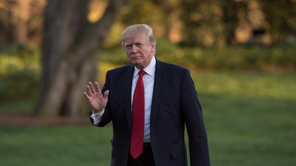 Trump: “feito comparável ao do Presidente John F. Kennedy na Crise dos Mísseis.” | Nicholas Kamm/AFP