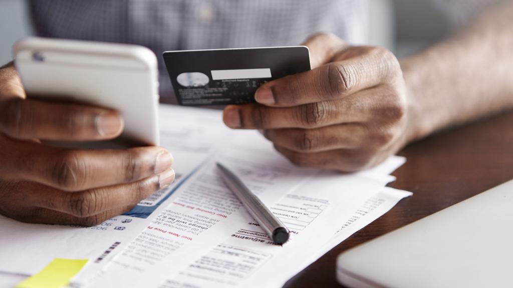 Quase um milhão de brasileiros só fazem transações bancárias pela internet por meio das contas digitais. | /