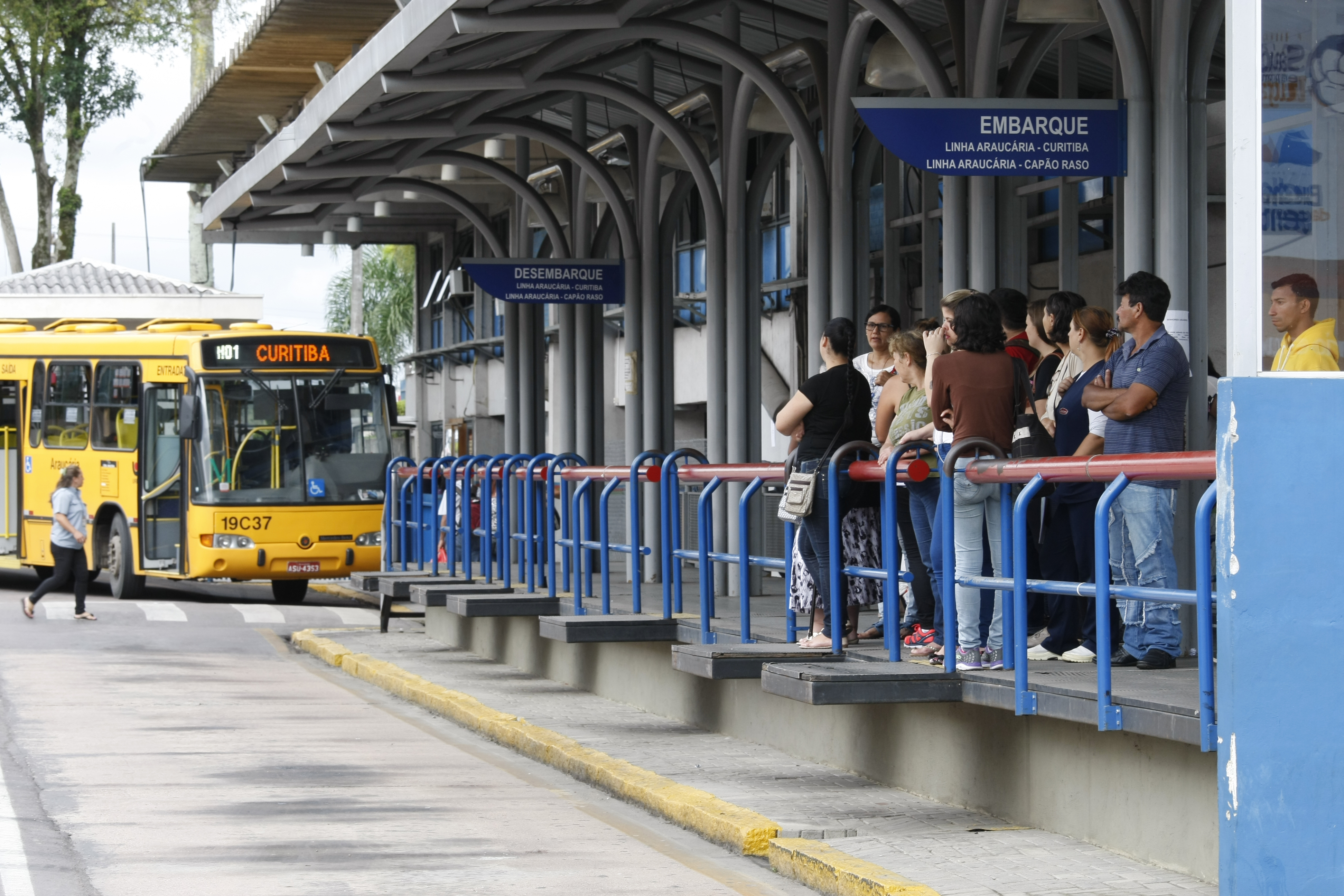 Terminal de Araucária: usuários terão mais horários para se deslocar para Curitiba | Aniele Nascimento/Gazeta do Povo