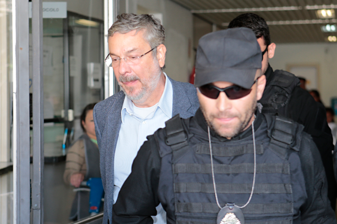 Em seu primeiro depoimento ao juiz Sergio Moro, Antonio Palocci se colocou à disposição para fechar uma colaboração premiada e contar tudo o que sabe. | Albari Rosa/Gazeta do Povo