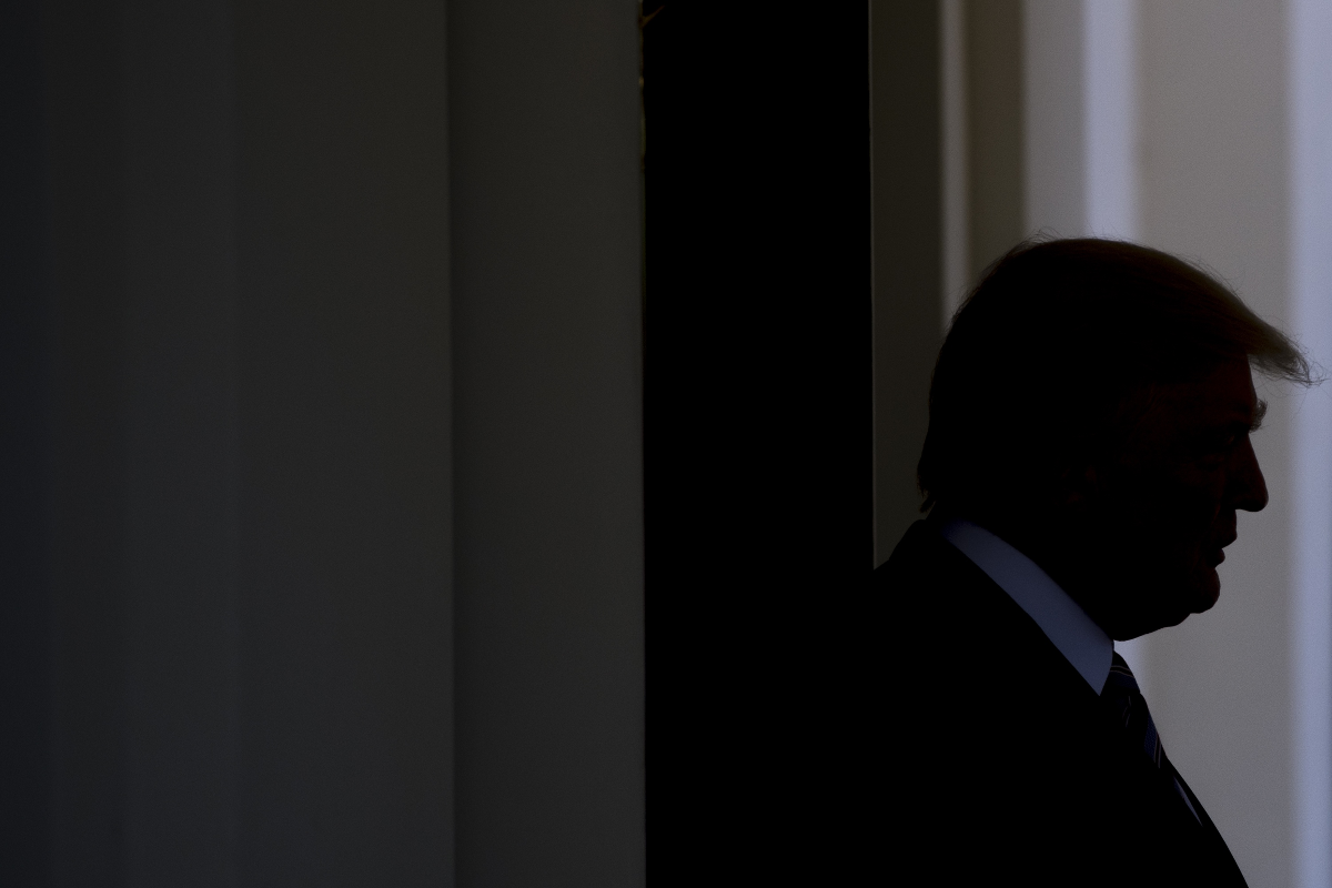 Trump se mostra cada vez mais enfraquecido. Os republicanos sabem disso e esperam o momento certo para abocanhar o governo de alguém que nunca compartilhou realmente de seus ideias conservadores | SAUL LOEB/AFP