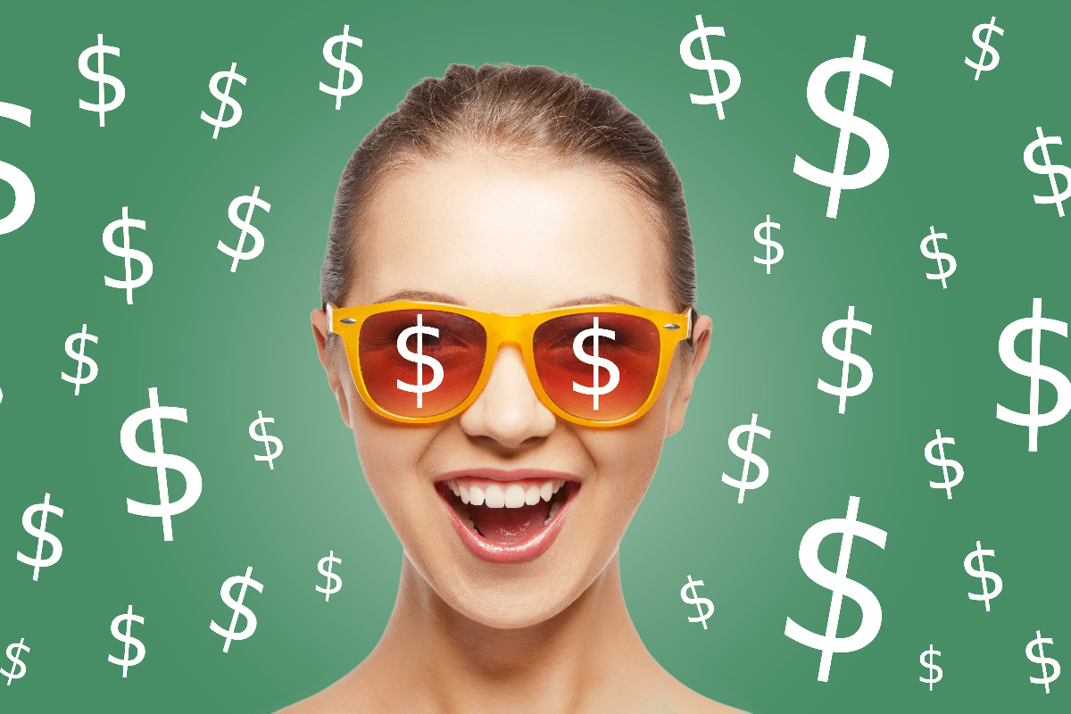 Como envolver os filhos adolescentes no orçamento doméstico. A tendência de autoafirmação dessa fase é também combustível para o consumismo. Leia na Gazeta do Povo | Bigstock