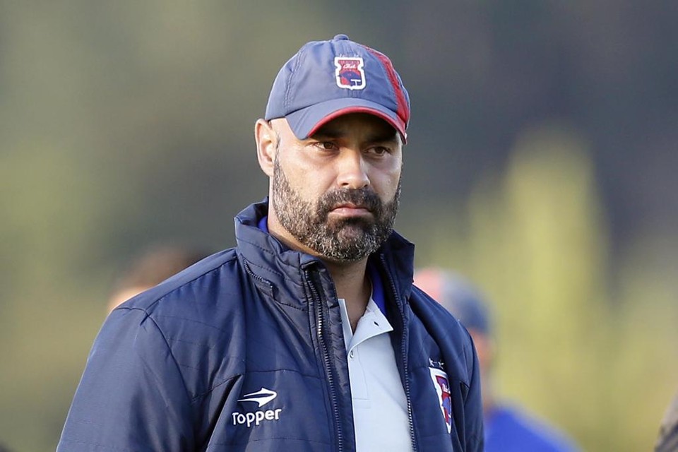 Treinador paranista Cristian de Souza elogiou novos jogadores em estreia paranista contra o ABC | Albari Rosa/Gazeta do Povo