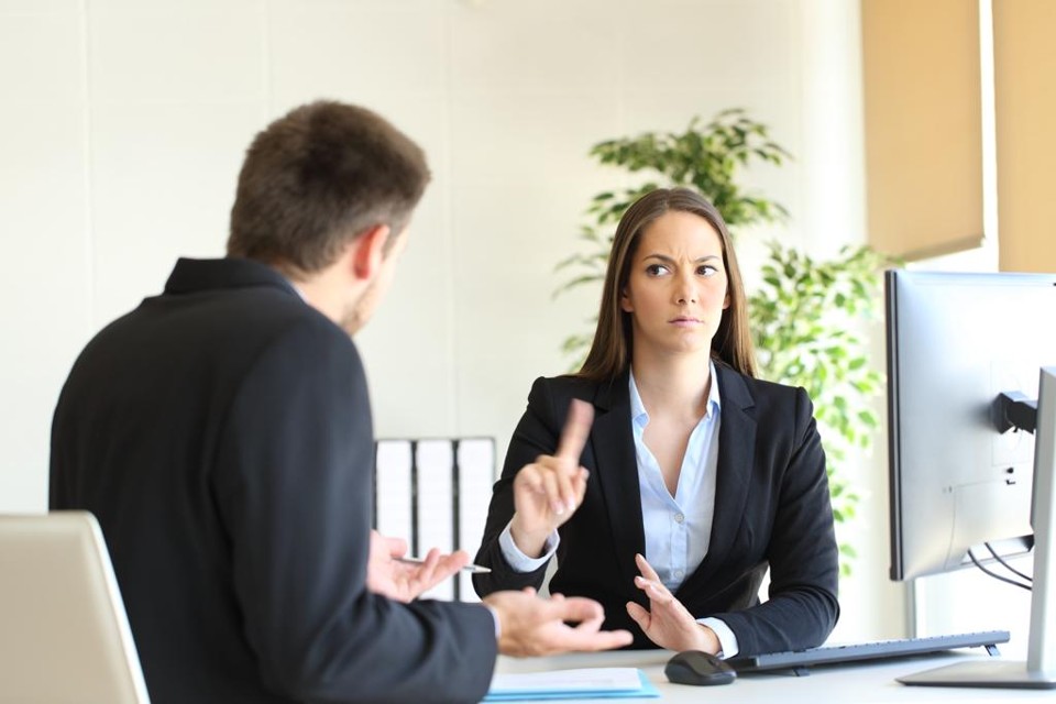Pedir aumento em época de crise é difícil, mas não impossível. É preciso estabelecer uma estratégia. | Bigstock/