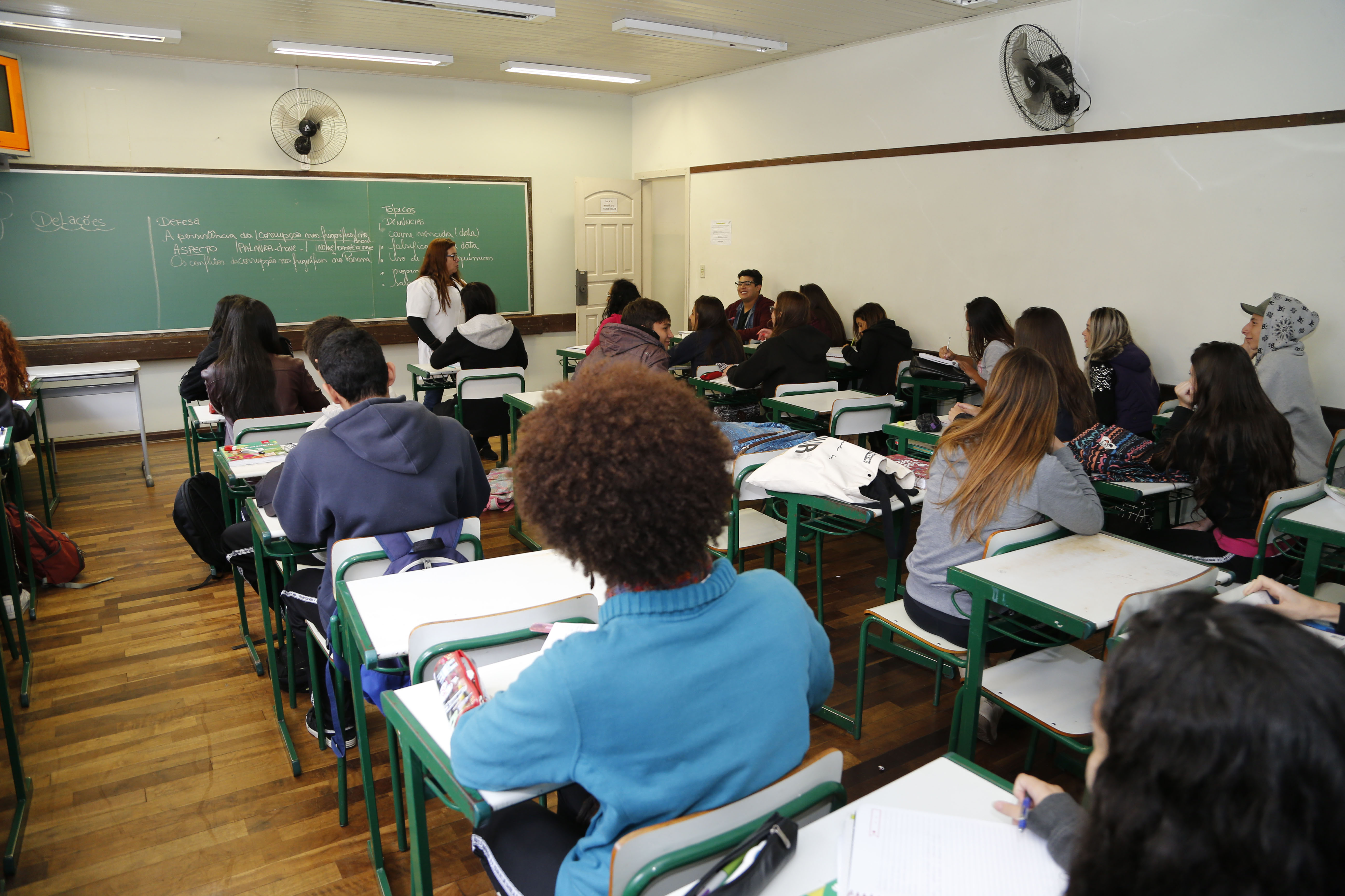 Edital para contratação de professores e pedagogos para escolas públicas foi lançado pela Seed | HEDESON ALVES/SEED