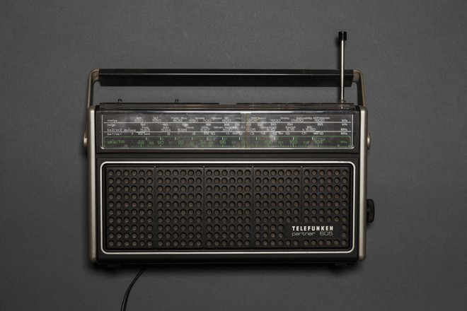 Emma nasceu em 1899, mesmo ano em que Guglielmo Marconi realizou a primeira transmissão de um sinal de rádio | 