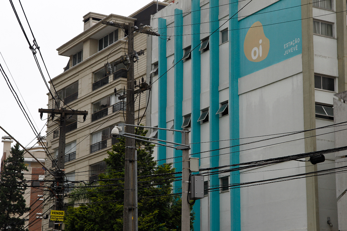 Anatel não vai prorrogar contratos de telefonia fixa e operadoras como a Oi não poderão migrar para o regime de autorização | Jonathan CamposGazeta do Povo