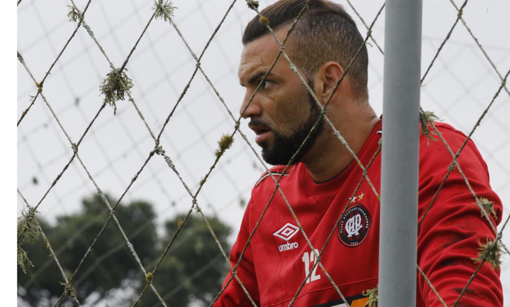 Weverton, capitão do Atlético. | Pedro Serapio/Gazeta do Povo