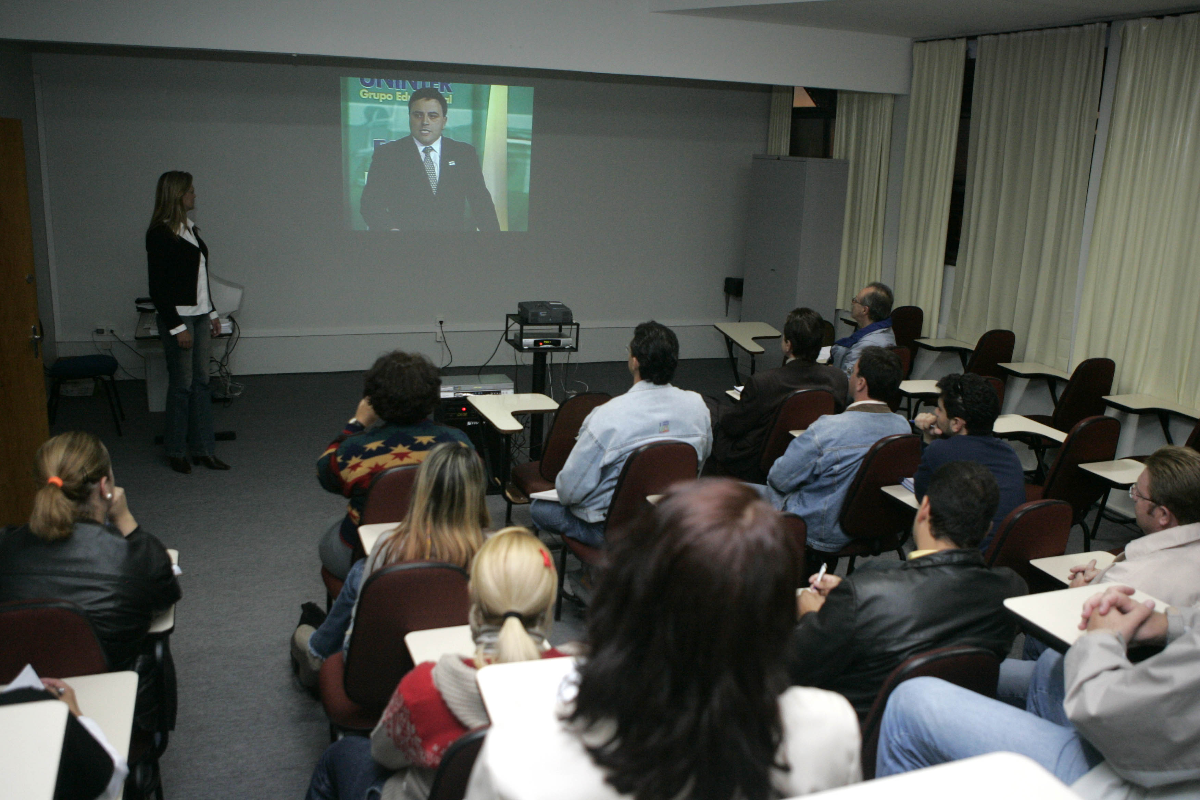 A falta de repouso dificulta não apenas a concentração durante a aula, mas a retenção do conteúdo depois dela | PEDRO SERAPIOPEDRO SERAPIO