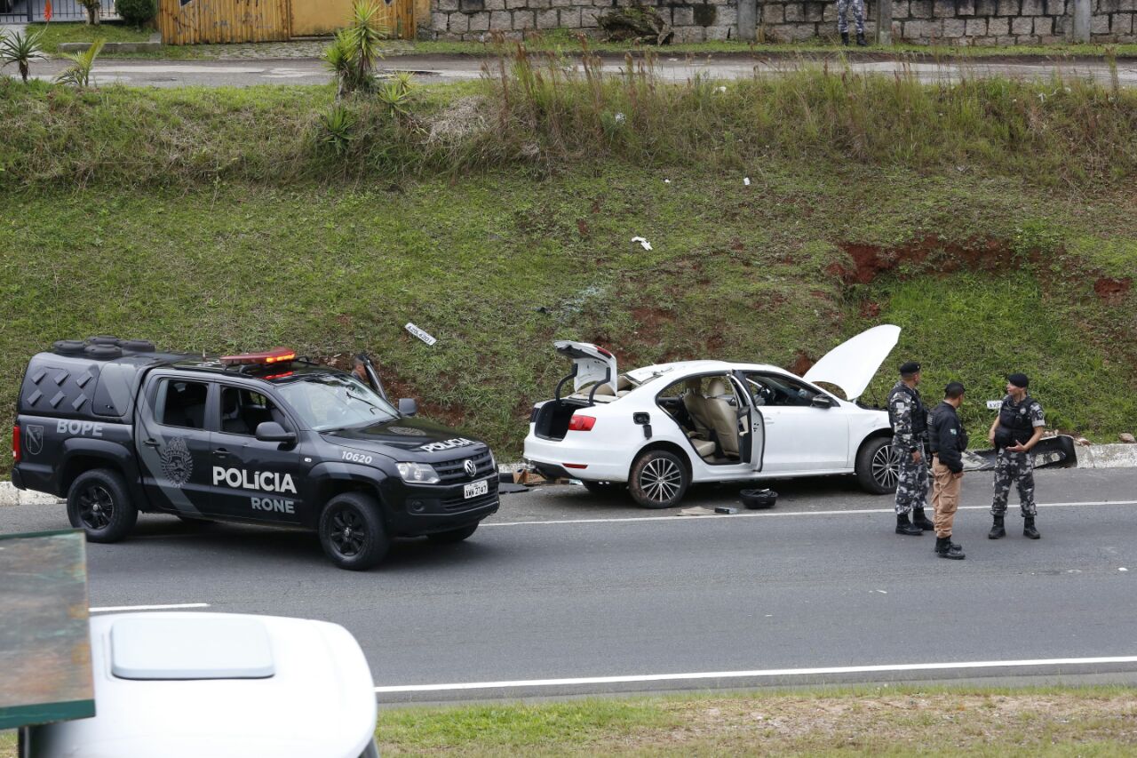 Policiais do Bope no local do acidente da BR-277 | Atila Alberti/Gazeta do Povo