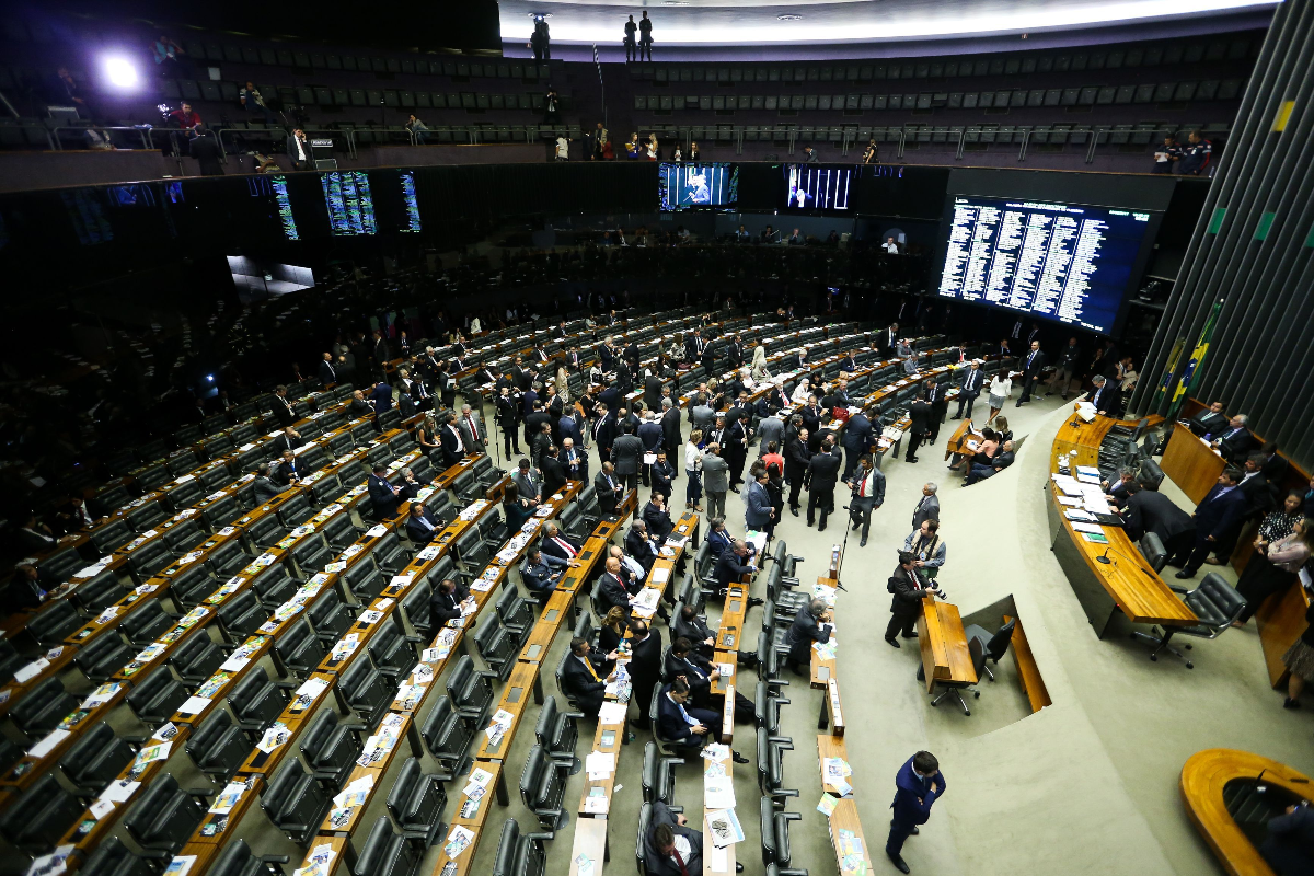 Câmara do Deputados: escândalos de corrupção atentam contra a democracia brasileira | Marcelo CamargoAgência Brasil
